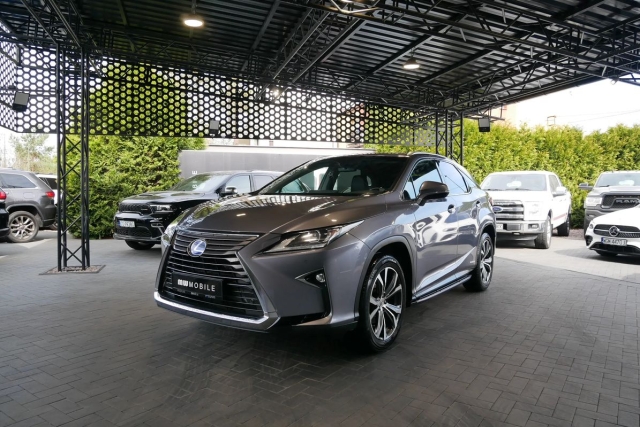 lexus