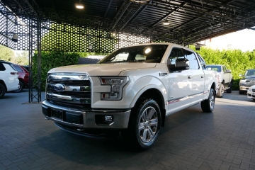 Lariat AWD4x4 Ecoboost 370KM Kamera360 Panorama Wentylacja Navi MenuPL