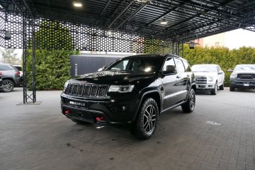 Trailhawk3.6Selec-Terrain286KMPneumatWentylPanorNaviLEDCamKeylessBlind